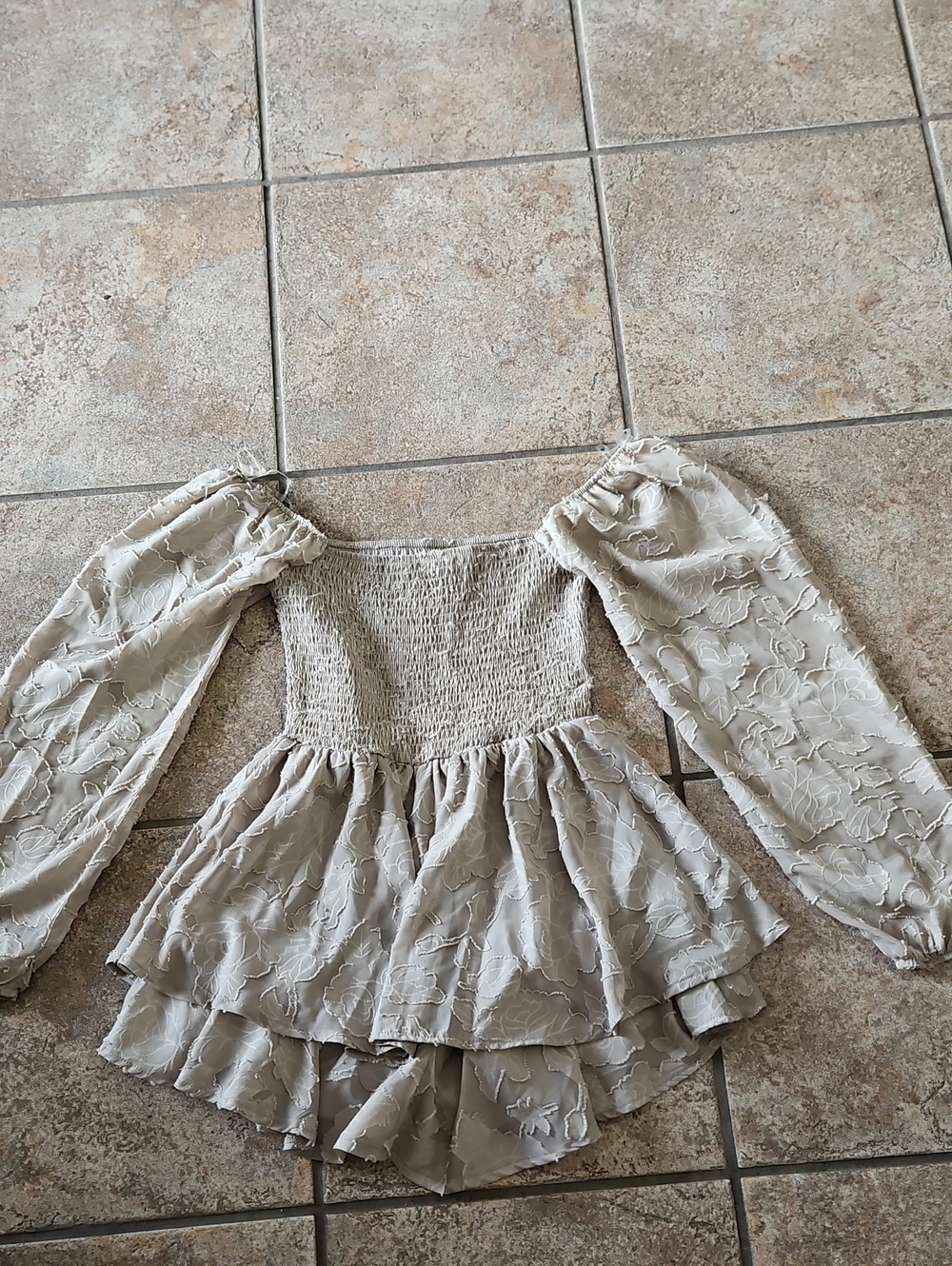 Rue21 Cream Smocked Peasant Tunic with Puff Sleevesrue